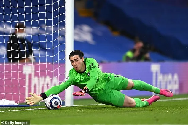 Kepa cản phá quả phạt đền