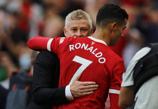 Solsa vẫn còn rất nhiều việc phải làm để cân bằng giữa Man Utd và Ronaldo