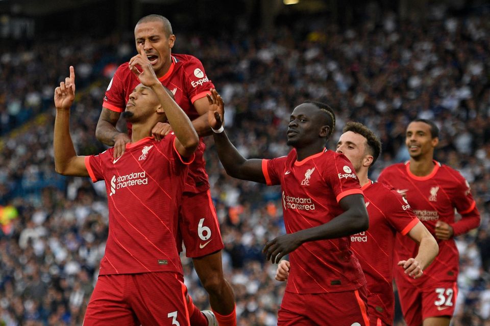 Các cầu thủ Liverpool ăn mừng bàn thắng của Fabinho