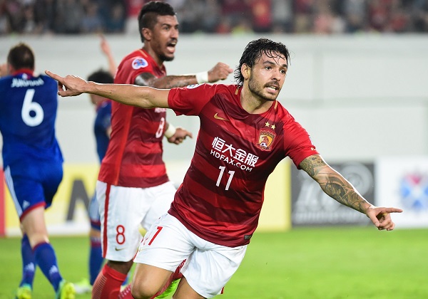 Trung Quốc đang gấp rút hoàn tất thủ tục nhập tịch cho tiền đạo Goulart