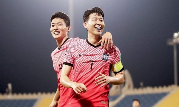 Son Heung-min cùng đồng đội bắt đầu vào phom