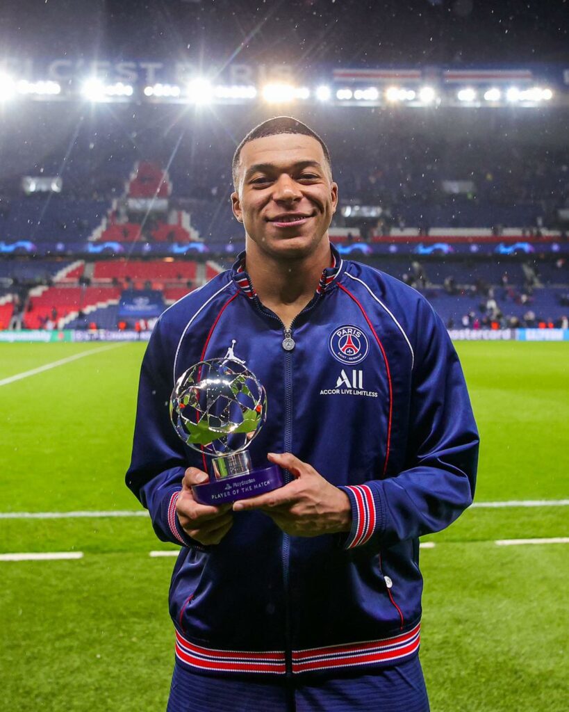 mbappe-doat-giai-cau-thu-xuat-sac-nhat-tran-bongdavn.net