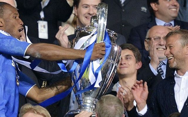 Roman Abramovich góp công đầu tư vào thành công của Chelsea trong thế kỷ 21.