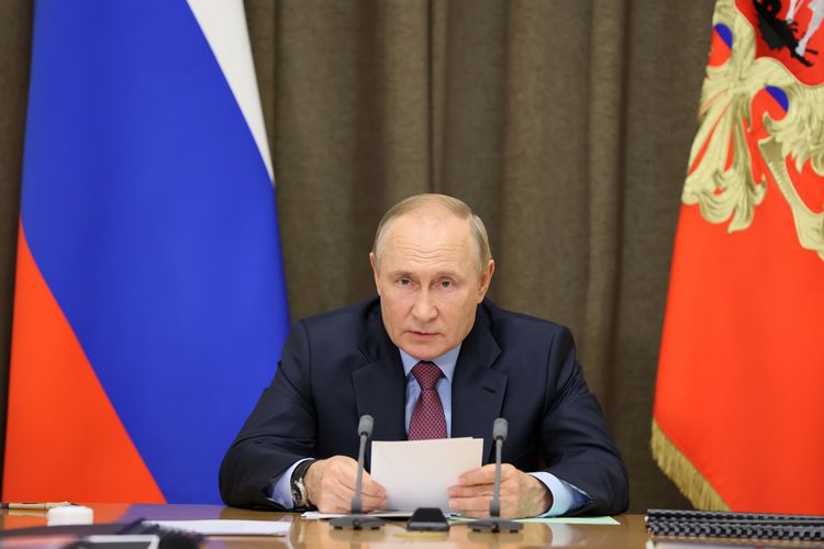 Putin thông báo hoạt động quân sự ở Ukraine